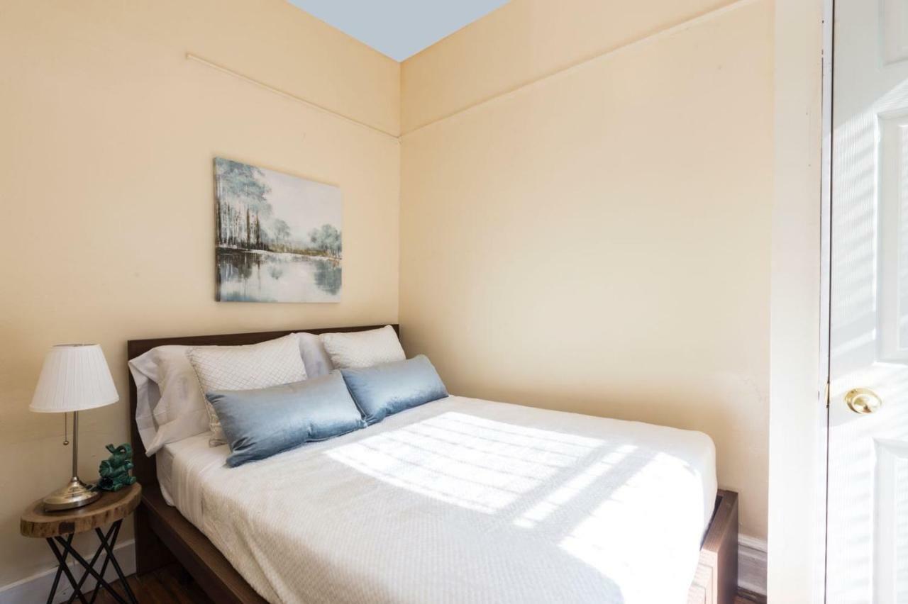 Lavish 3 Bedroom Apt In Williamsburg!! Нью-Йорк Екстер'єр фото